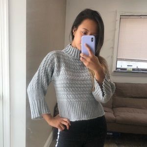 Large sleeve sweater